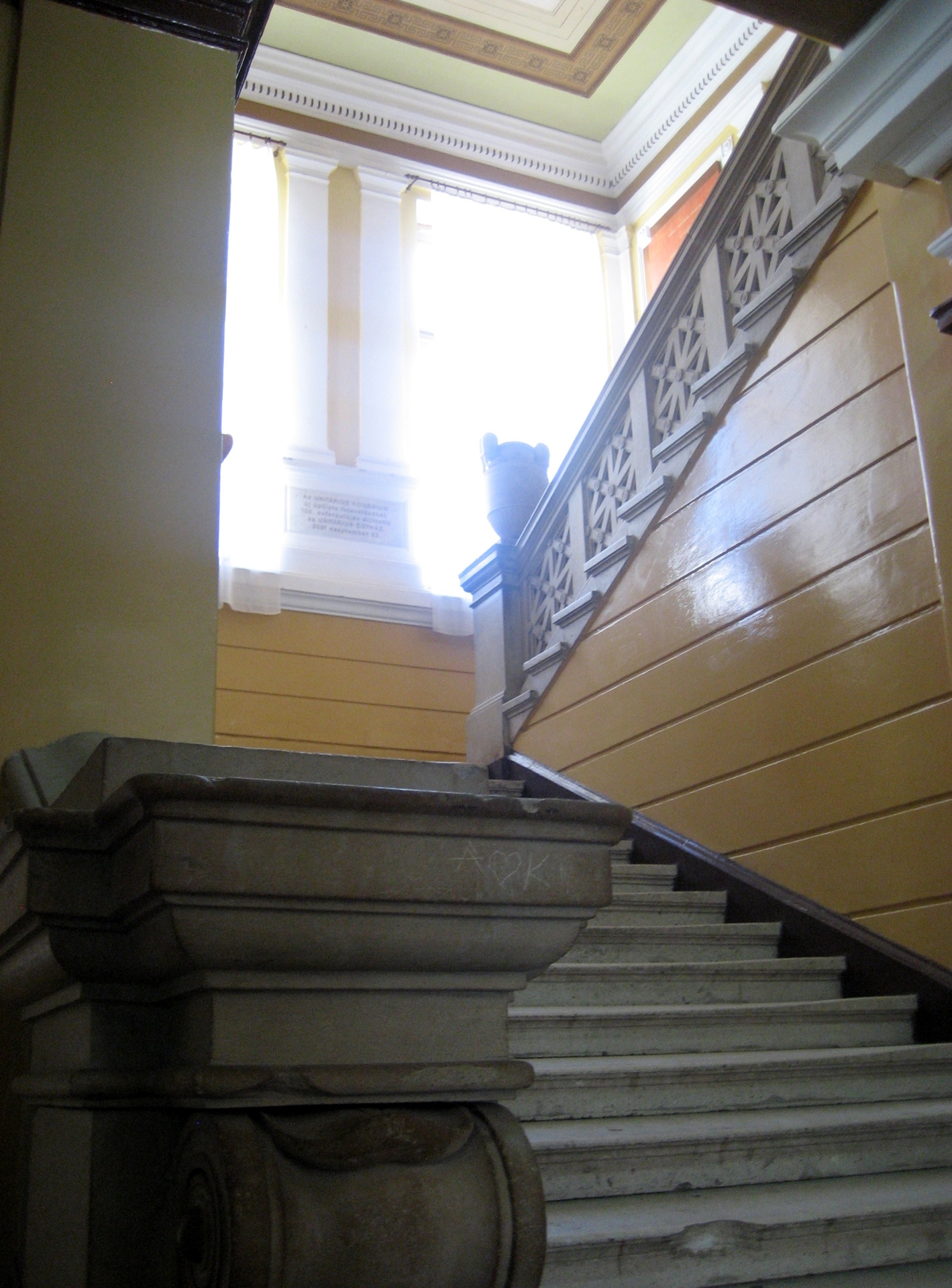 Unitarian High School